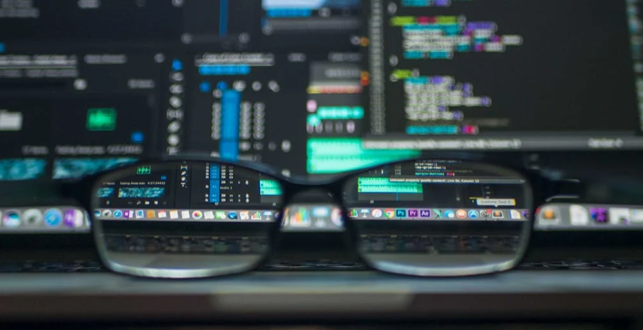Server Downtime: What Causes It and How to Minimize Impact 2 Server downtime